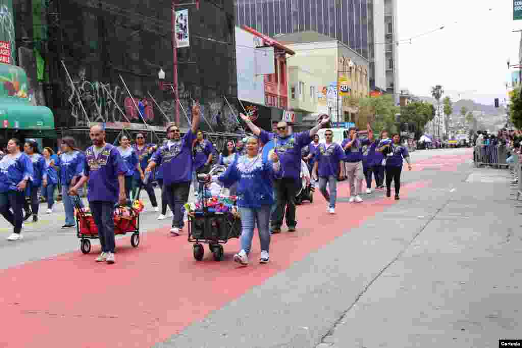 A inicios de año, la agrupación de "Chavalos", quedó en tercer lugar en un carnaval en San Francisco. Foto Cortesía.