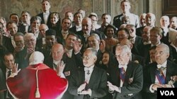 José Horacio Gómez era hasta ahora arzobispo coadjutor de la archidiócesis de Los Ángeles y sustituye en el cargo al cardenal Roger Michael Mahony.