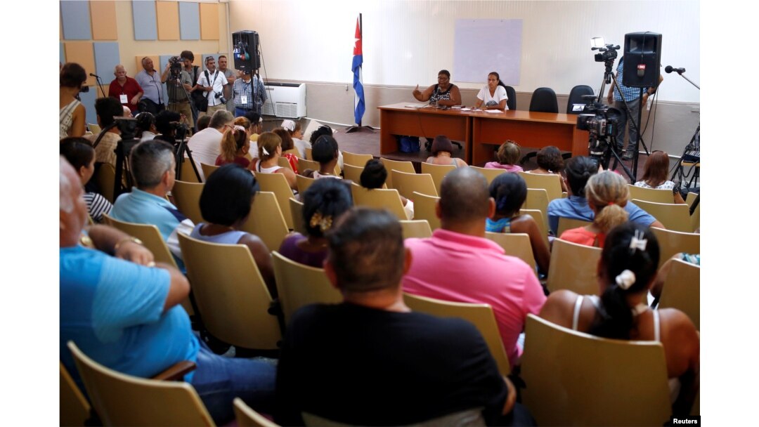 A general view shows the public political discussion to revamp a Cold War-era constitution at the Nguyen Van Troi Polyclinic in Havana, Aug. 13, 2018.