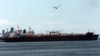 El petrolero iraní Forest anclado en el muelle de la refinería El Palito cerca de Puerto Cabello, Venezuela, el 29 de septiembre de 2020. Foto: AP.