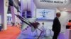 Mô hình chiến đấu cơ F-16 của Mỹ tại cuộc triển lãm năm 2022. 