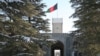 ریاست جمهوری افغانستان میگوید رئیس جمهوری غنی در مورد کشورهای حامی تروریزم و خطرات آن با رئیس جمهور ترامپ صحبت کرده است.